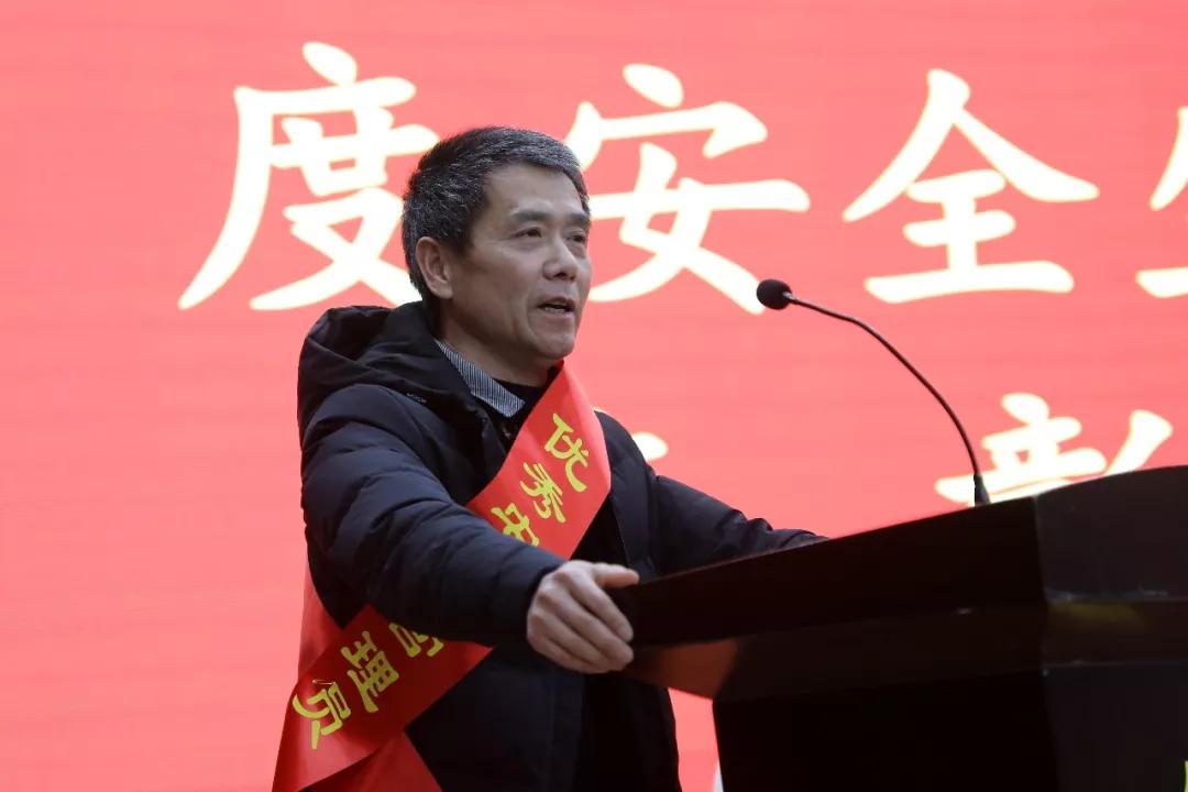 常德市湘北汽车运输有限公司,常德包车客运,常德旅游服务,校车服务 常德市湘北汽车运输有限公司,常德包车客运,常德旅游服务,校车服务