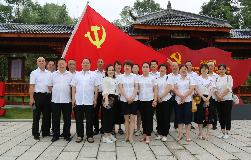 常德市湘北汽车运输有限公司,常德包车客运,常德旅游服务,校车服务
